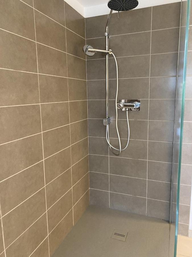 La Suite De Charme Du Mas De La Fontaine De Jonquier Avec Spa Privatif Séguret Екстериор снимка